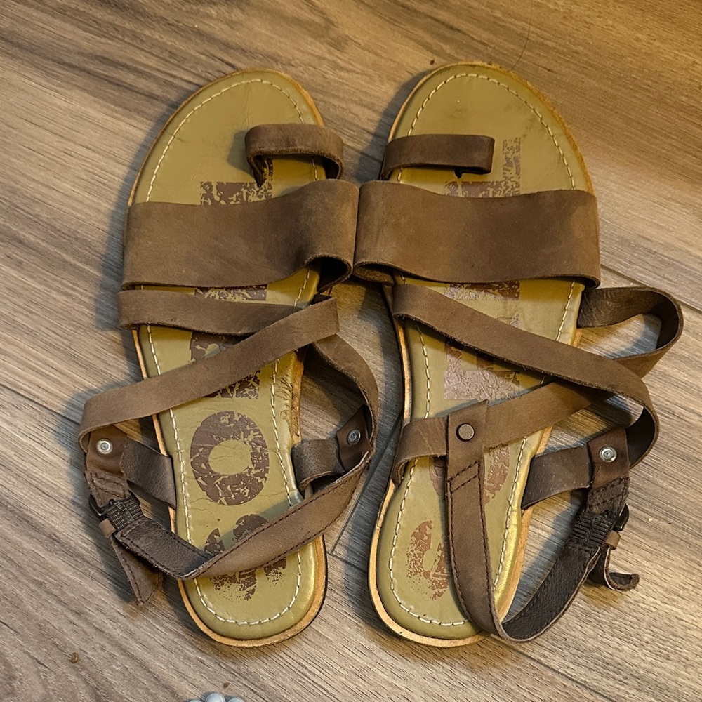 Sorel Brown Strappy Sandals